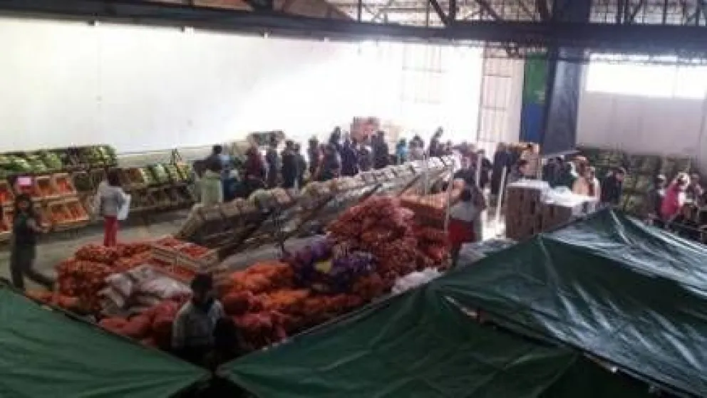 Mercado Comunitario Municipal vendió 24 mil kilos de productos en tres días