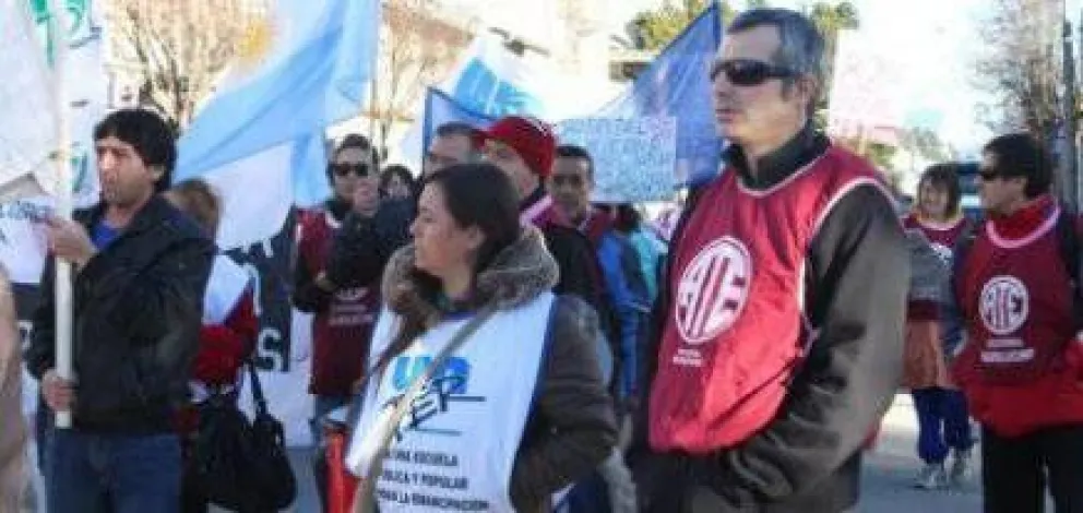 ATE se suma al paro por 48 horas