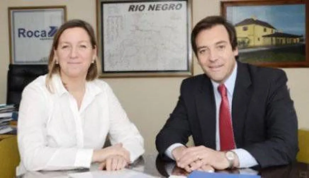 Martini y otros Intendentes convocaron al Gobernador a "dialogar" por Petrobras