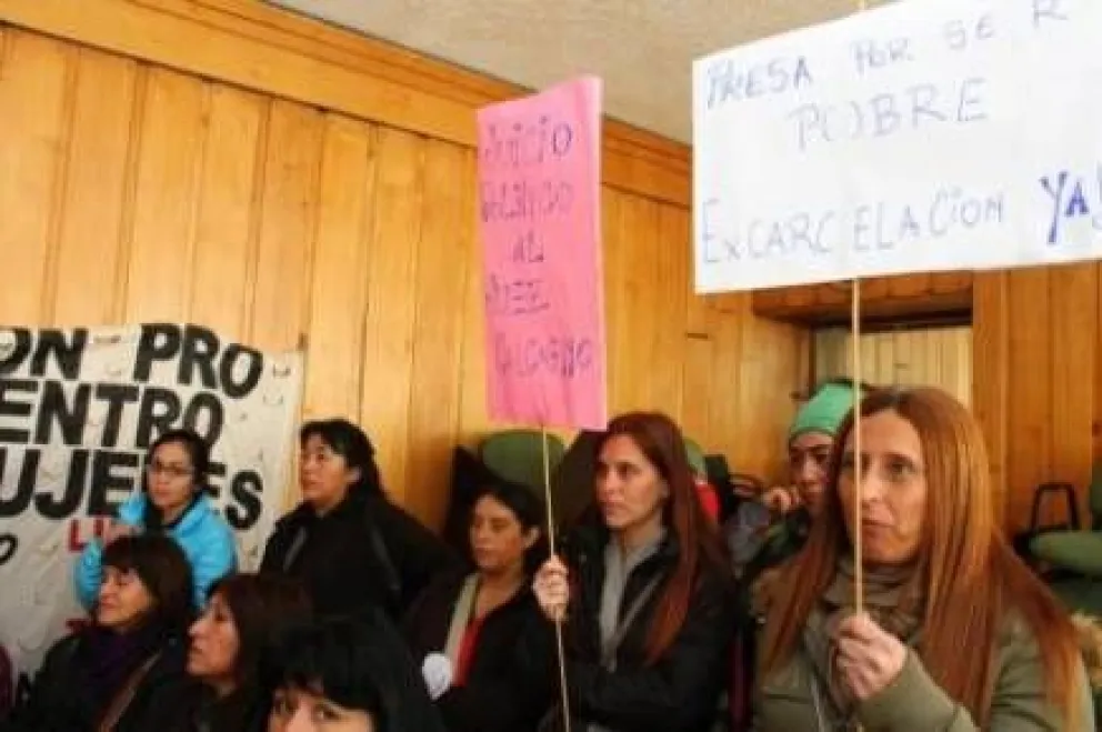 Sobreseyeron a la joven acusada de matar a su bebé
