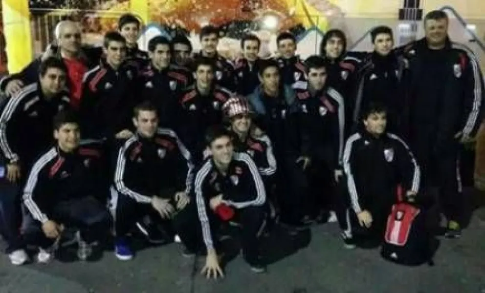 River al Nacional de juveniles con barilochenses