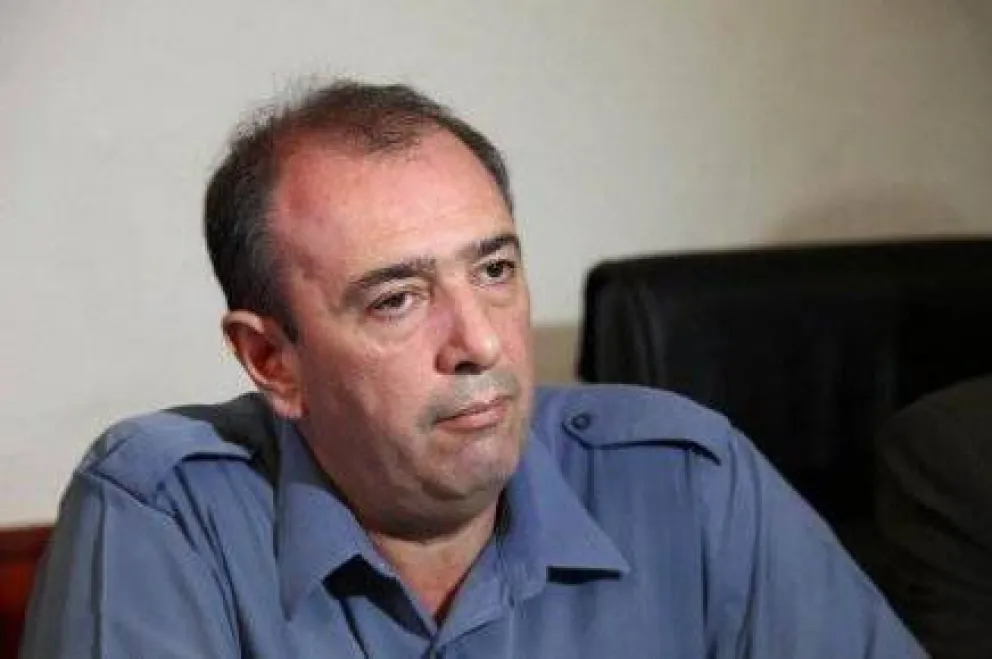 Policía asegura que el paro de choferes es por el "mal estado de las calles" en el Alto