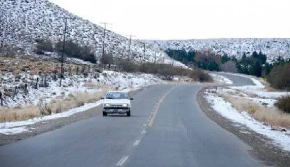 Precaución por rutas y caminos con hielo