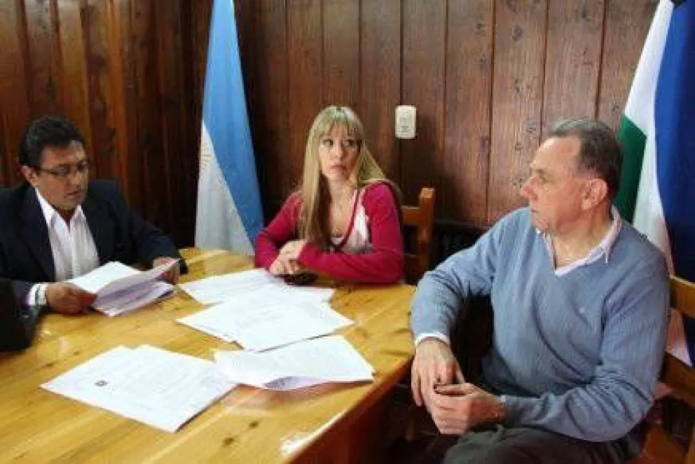 Contralor mantiene bajo la lupa el alquiler del Mercado Comunitario