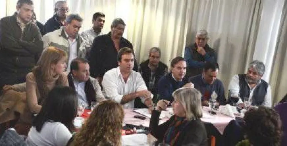 PJ impone condiciones y límites al acuerdo con Petrobrás y las PASO