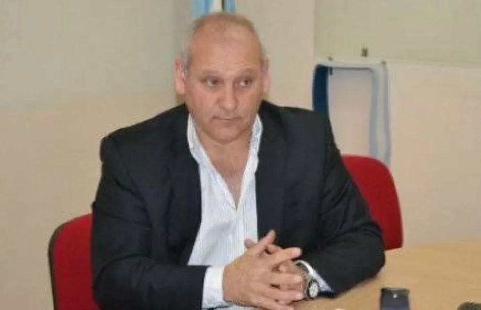 Ministro asegura que se va "normalizando" la situación del Hospital