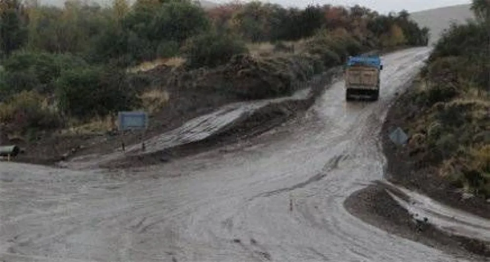 Advierten por la presencia de fuertes heladas en rutas de la región