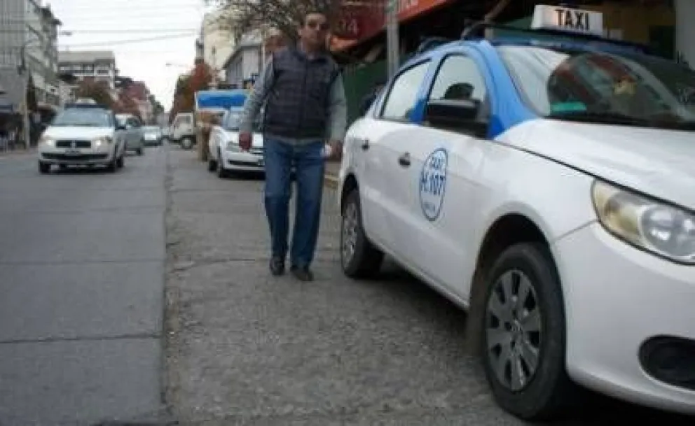 Titulares de taxis defendieron pedido de aumento de la tarifa