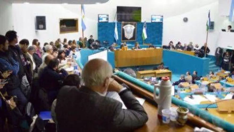 Duras críticas recibió el acuerdo del Gobierno con Petrobras