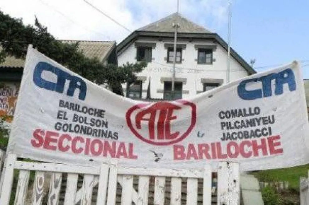 Trabajadores del Hospital acusan "destrucción" de la Salud Pública