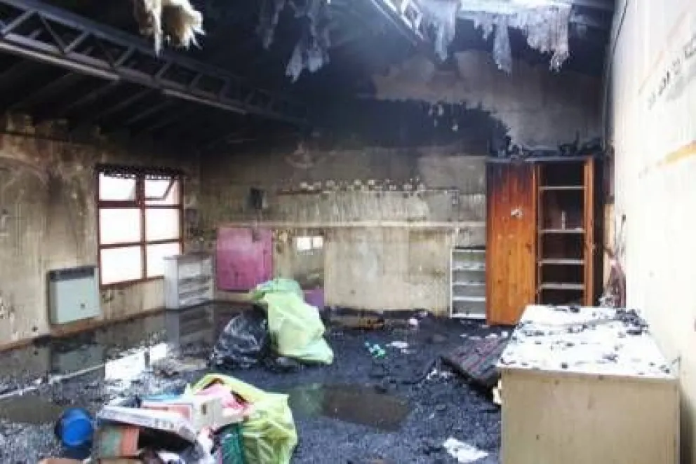 Un incendio afectó dos aulas del Jardín Mundo Nuevo