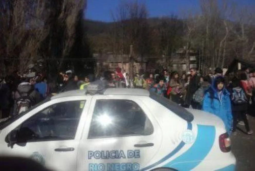 Evacúan CEM por amenaza de bomba