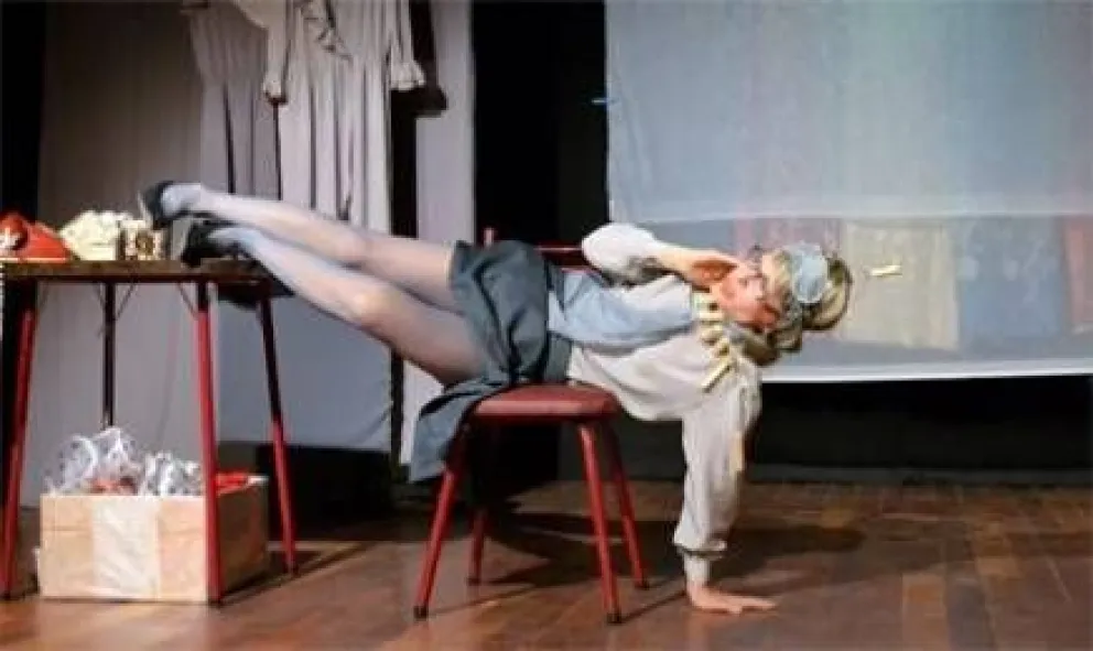 El unipersonal "El Estanque" en el teatro El Brote