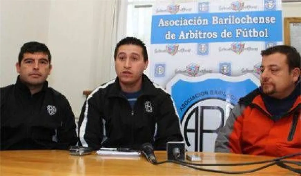 Curso de capacitación arbitral de fútbol de salón