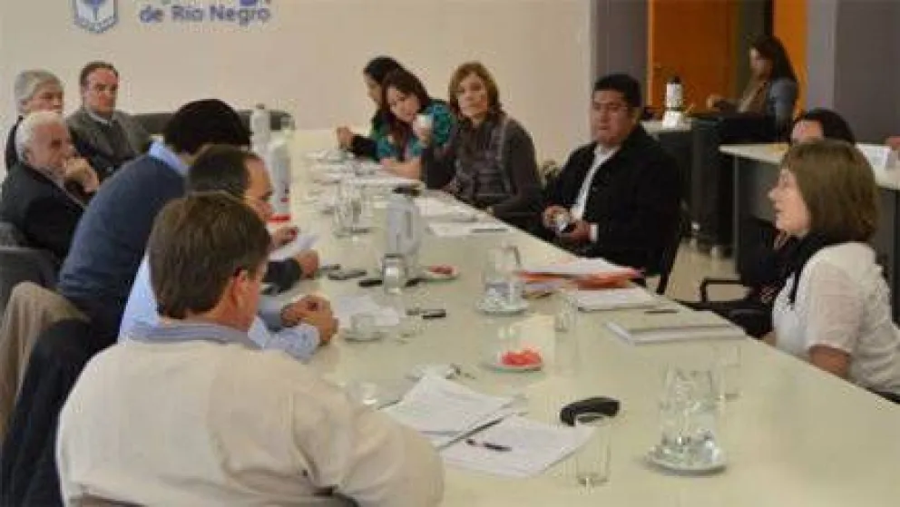 Detectan 1.200 hectáreas adjudicadas en forma "irregular" en Bariloche 