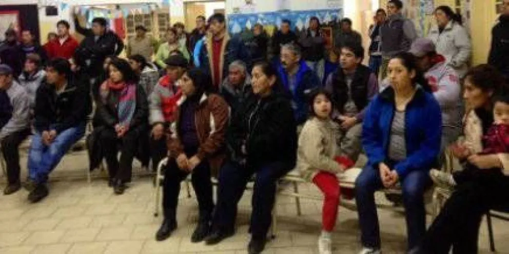 Vecinos de Malvinas dieron el primer paso para la regularización de sus tierras