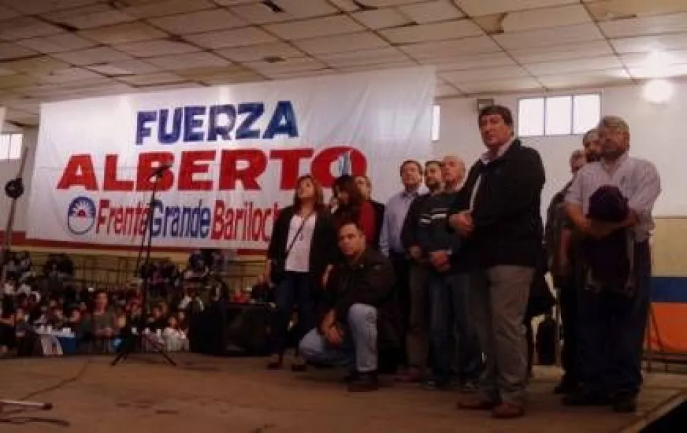 Reunión Weretilneck - Massa tensa la vida interna del FpV