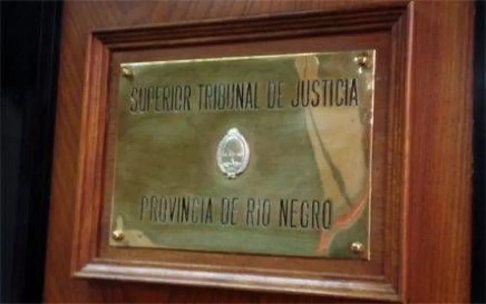 Confirman sentencia que anuló multa por trabajos en costa del lago Nahuel Huapi