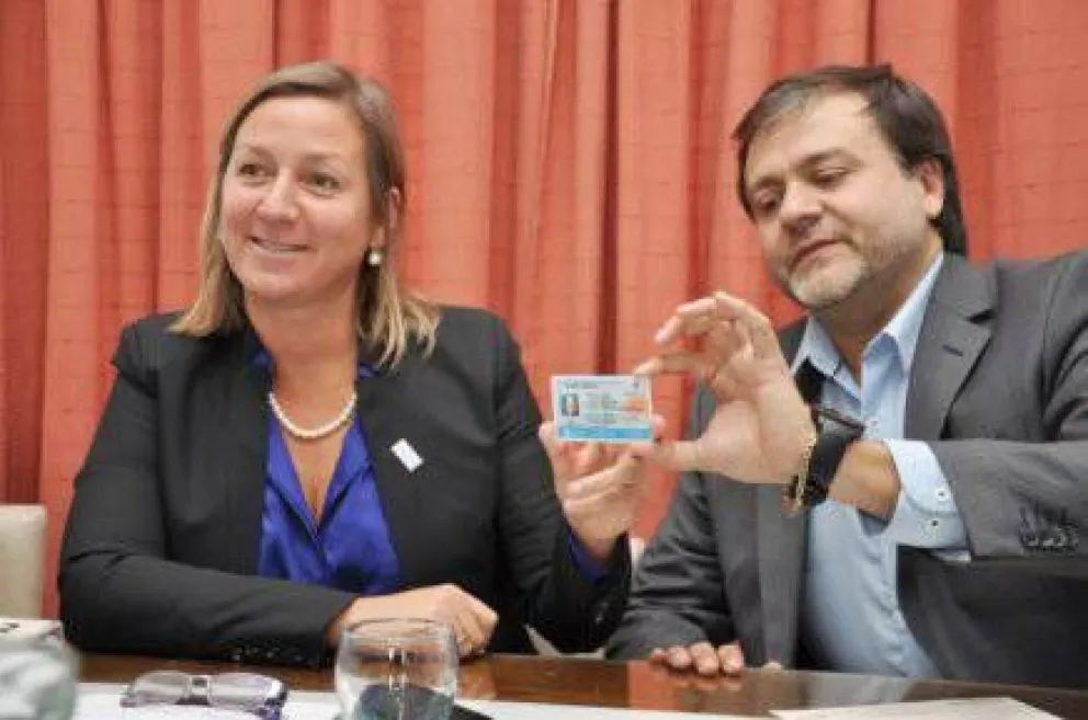 Bariloche ya emite la licencia nacional de conducir 