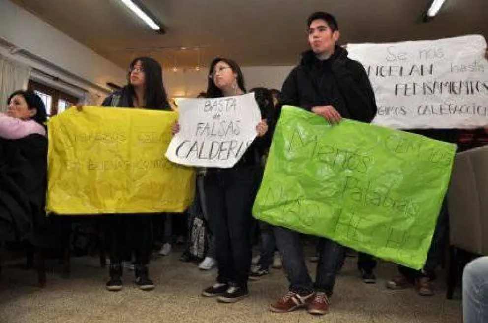 Estudiantes del CEM 105 reclamaron en el Concejo por falta de calefacción  
