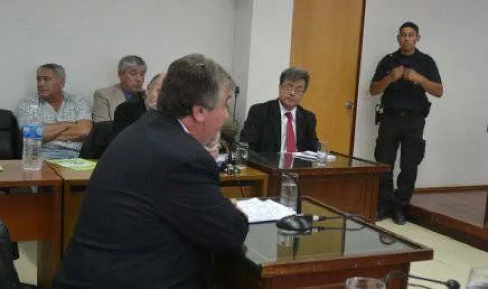 Goye denunció a cinco testigos