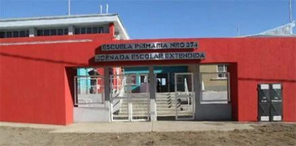 Gobierno Provincial inagura la Escuela Nº 374 en Bariloche