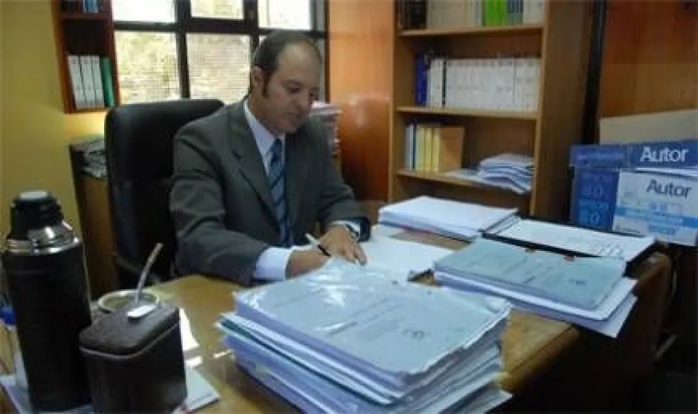 Indagan a funcionarios provinciales tras denuncias de corrupción