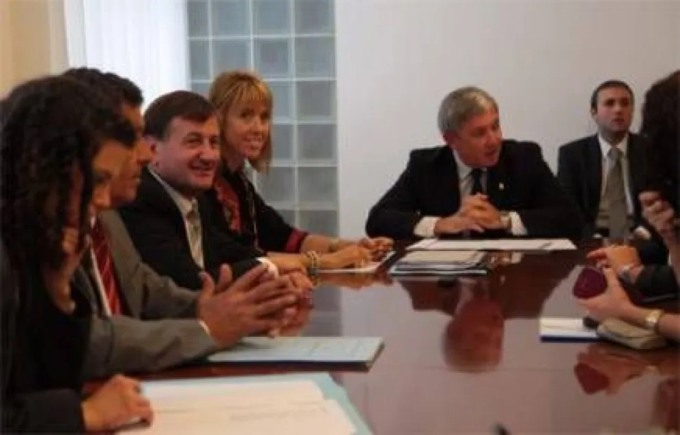 Larraburu vicepresidenta de la Comisión de Turismo del Senado