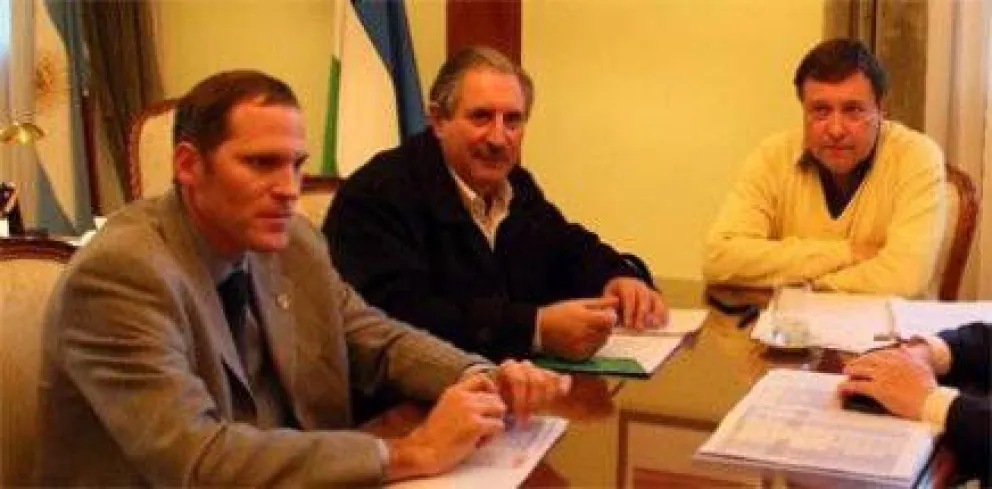 Convocan a la Mesa de la Función Pública por acuerdos salariales