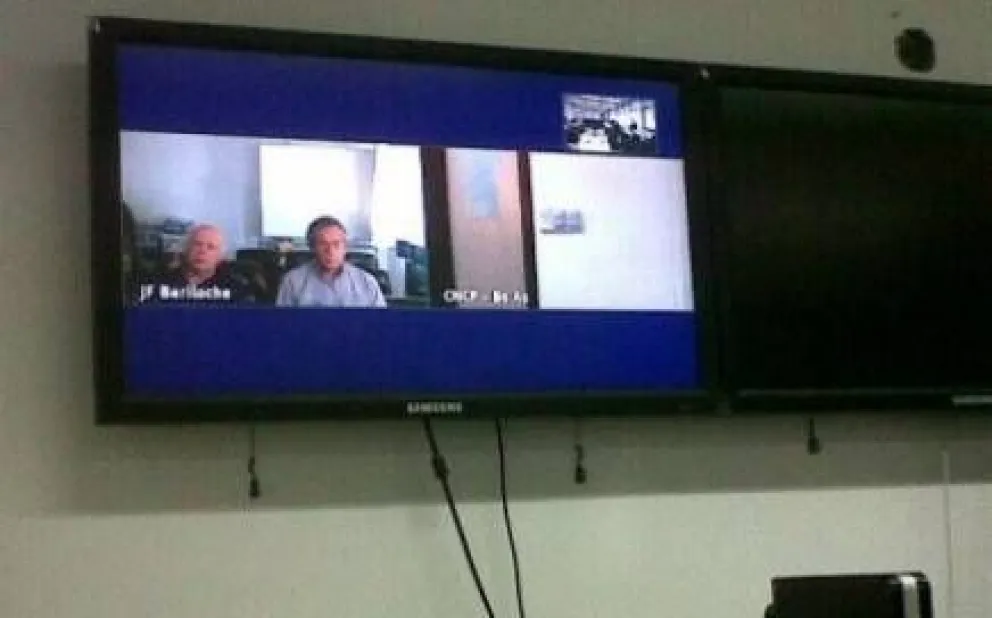 Declaración clave por teleconferencia de testigo barilochense  