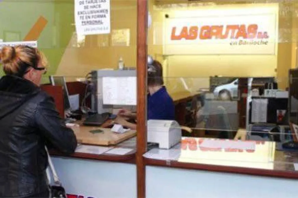 Problemas en distribución de tarjetas de colectivos