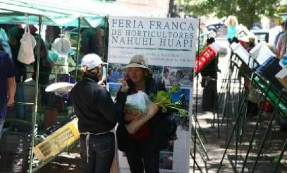 La Plaza Belgrano recibe a la Feria Franca de Horticultores