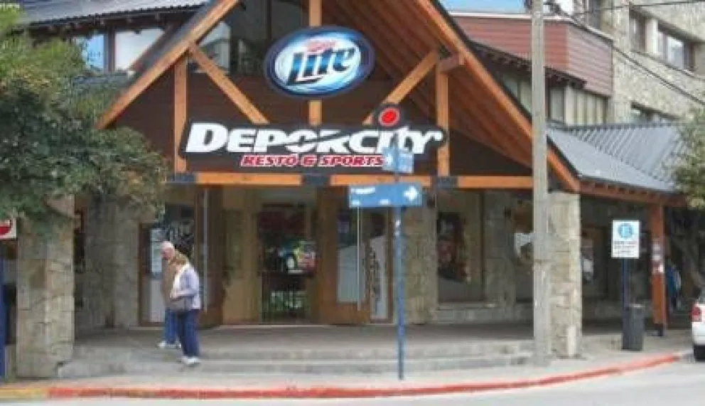 Trabajadores de restaurante denuncian "incumplimiento" en pago de sueldos