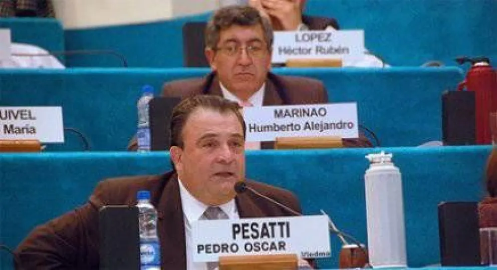 Proponen enseñar economía en escuelas públicas