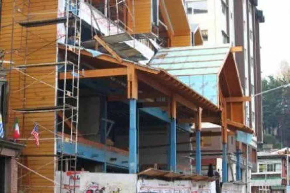 Buscan generar acuerdos con proveedores de materiales de construcción