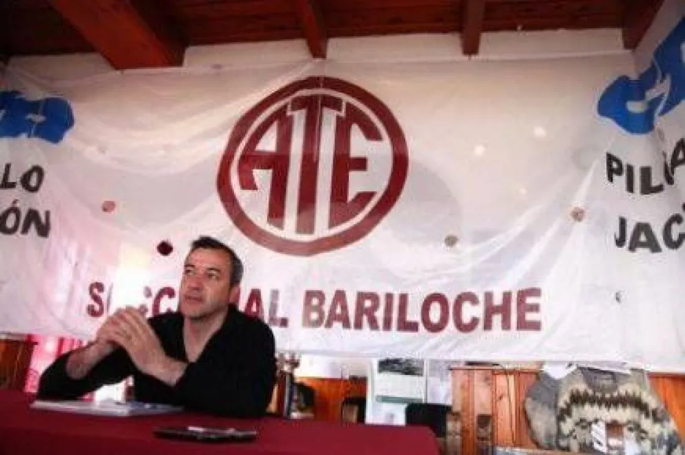Afirman que UPCN es un "estorbo" en las negociaciones salariales 