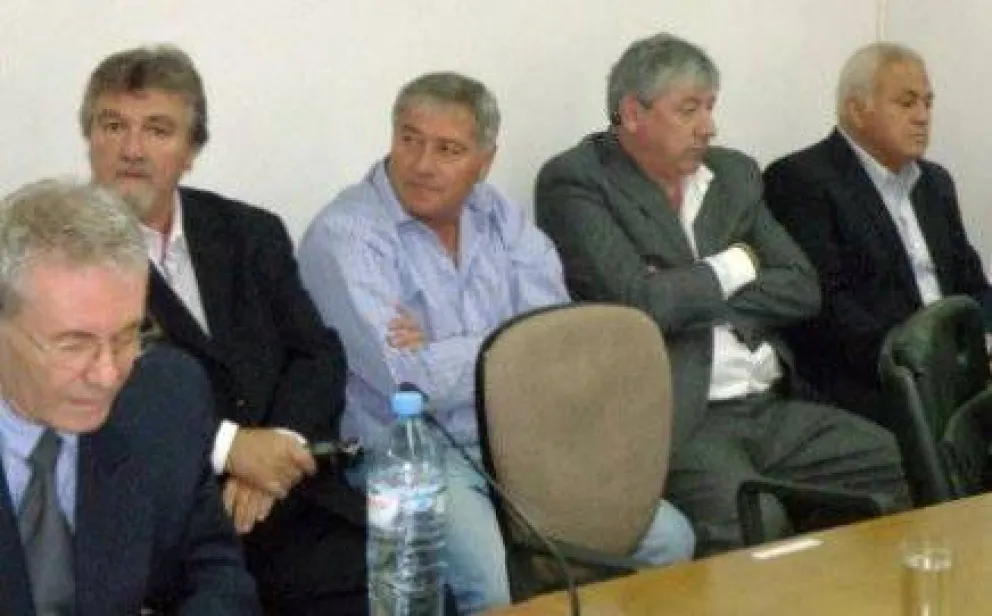 Vergonzoso: Nueva postergación en el juicio por Arbos