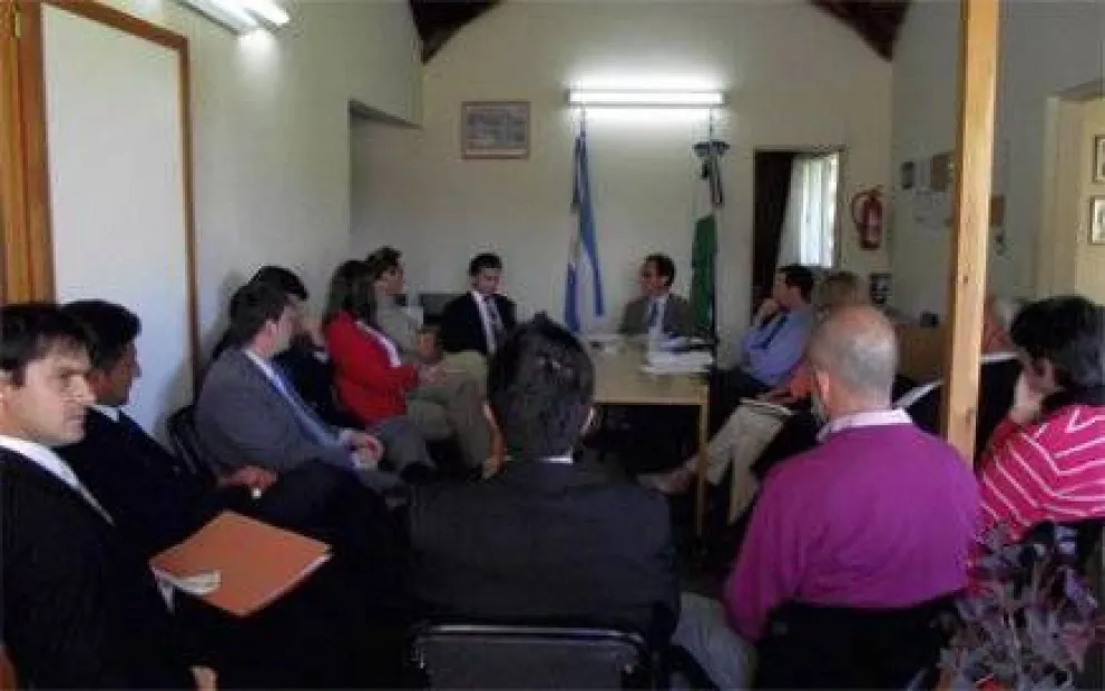 Aprueban presupuesto para el Ejercicio Fiscal 2014 en Dina Huapi