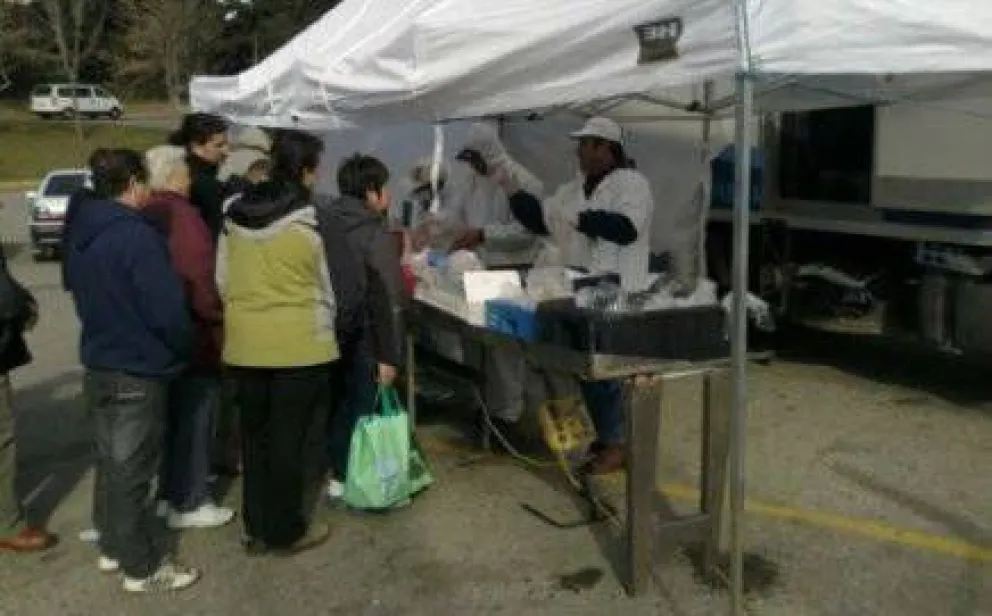 Este viernes ofrecerán "Pescado Popular" en Bariloche