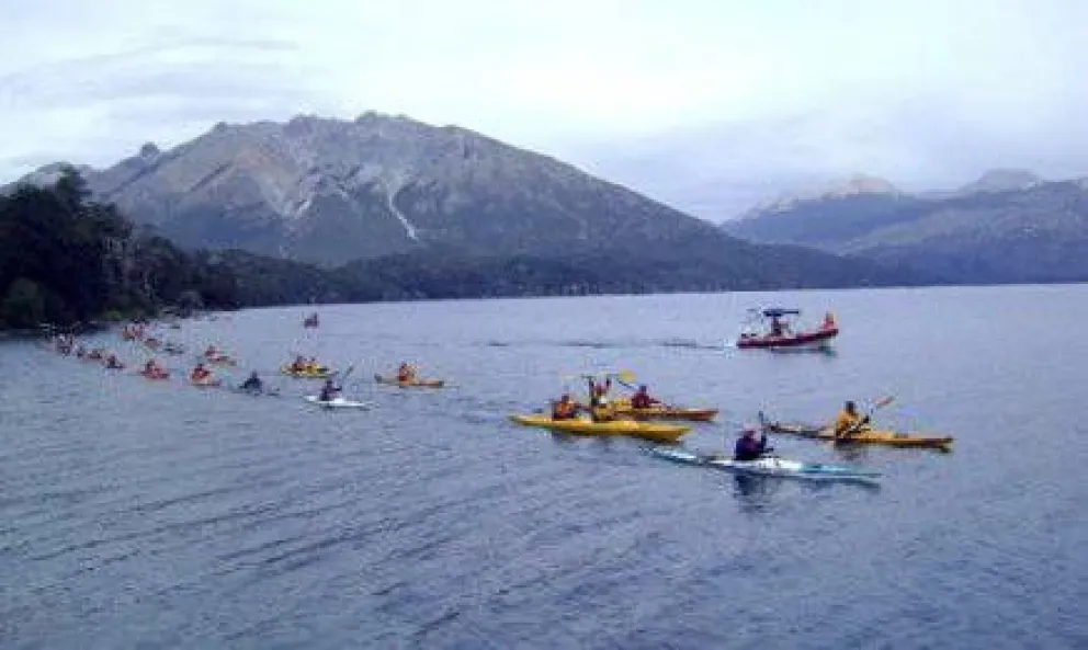 Difunden recomendaciones para kayakistas