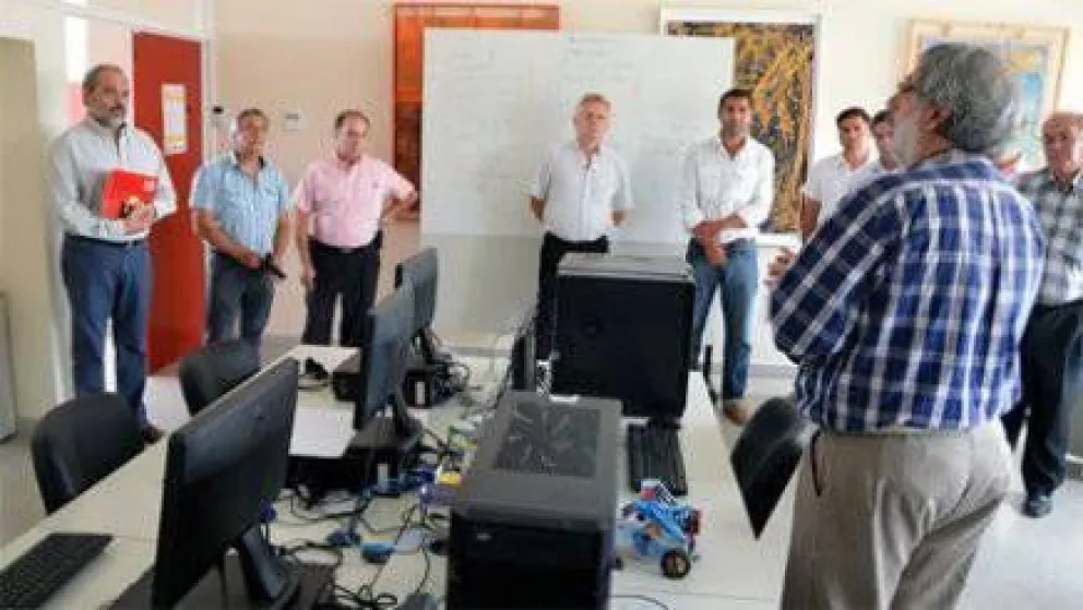 Legislatura rionegrina prueba el voto electrónico para su recinto