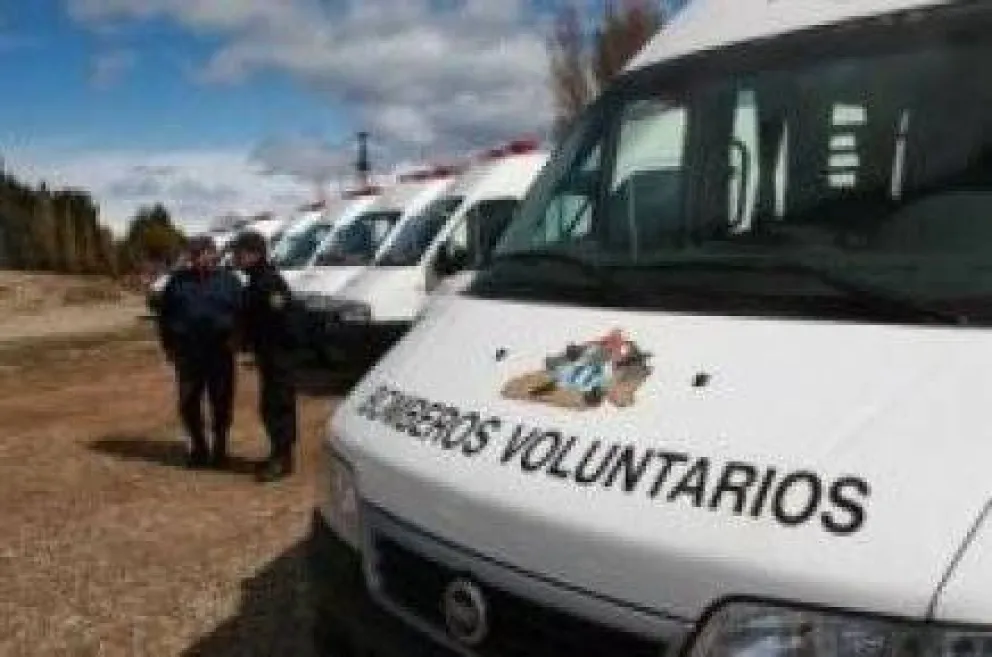 Un joven chocó contra un nicho de gas