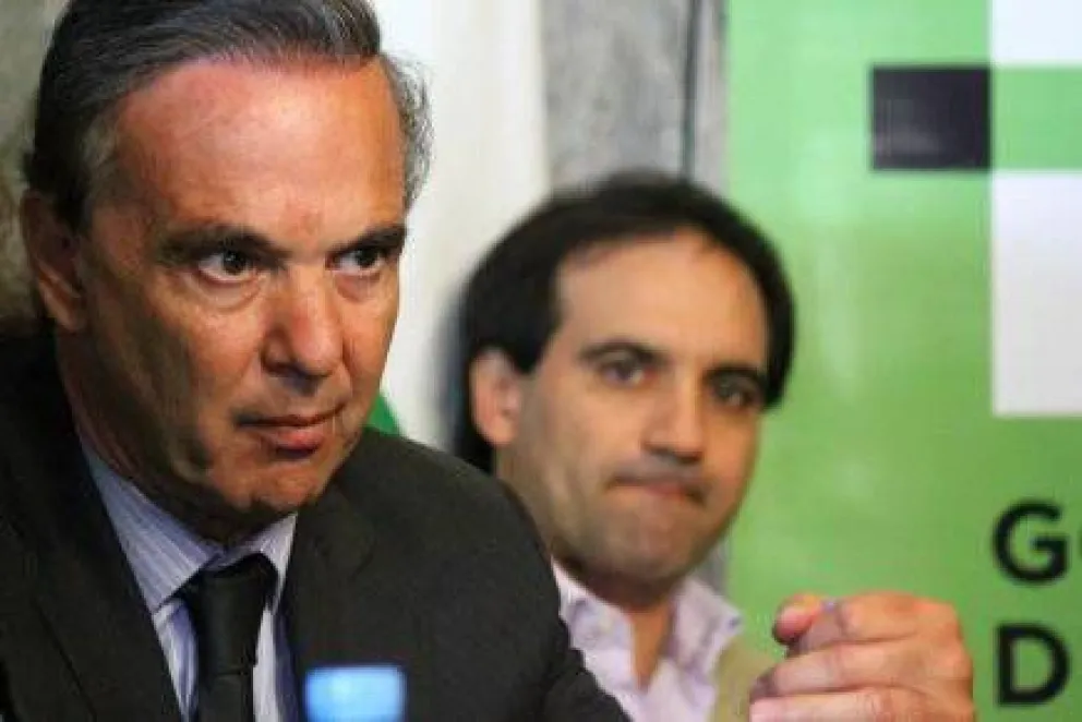 Pichetto a empresarios: "No esperen más devaluaciones" 