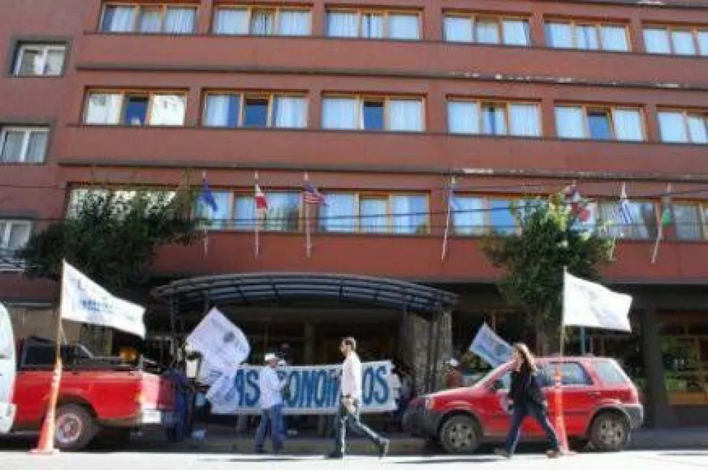 UTHGRA insiste en la falta de controles de la Secretaría de Trabajo