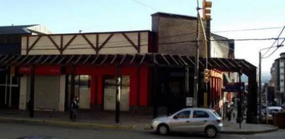 Turista apuñalado en la puerta de un boliche