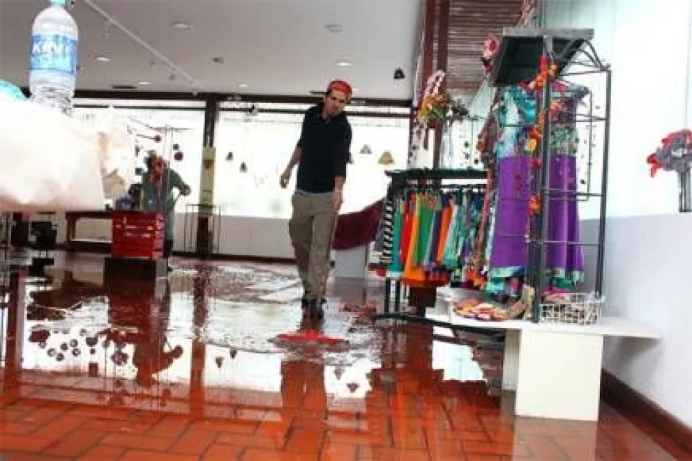 Ante la primera lluvia, se inundó el SCUM