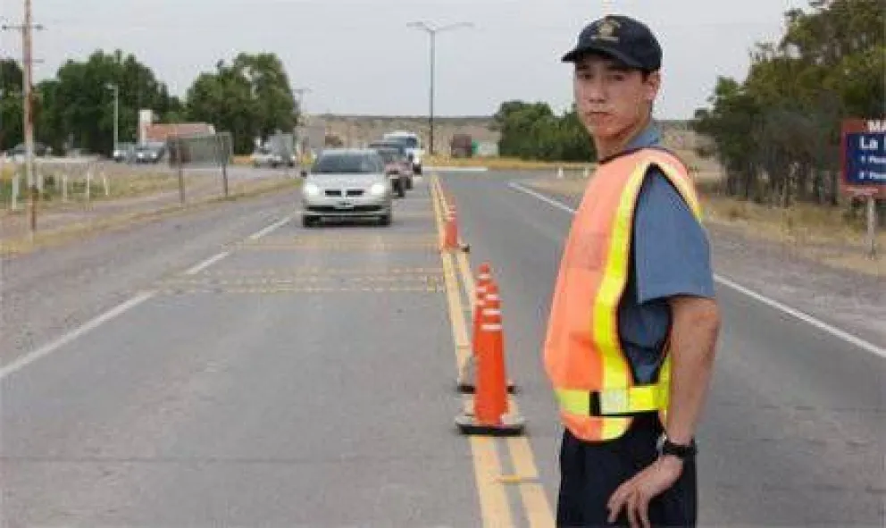 Implementan pasantías para capacitar a los aspirantes a Policía