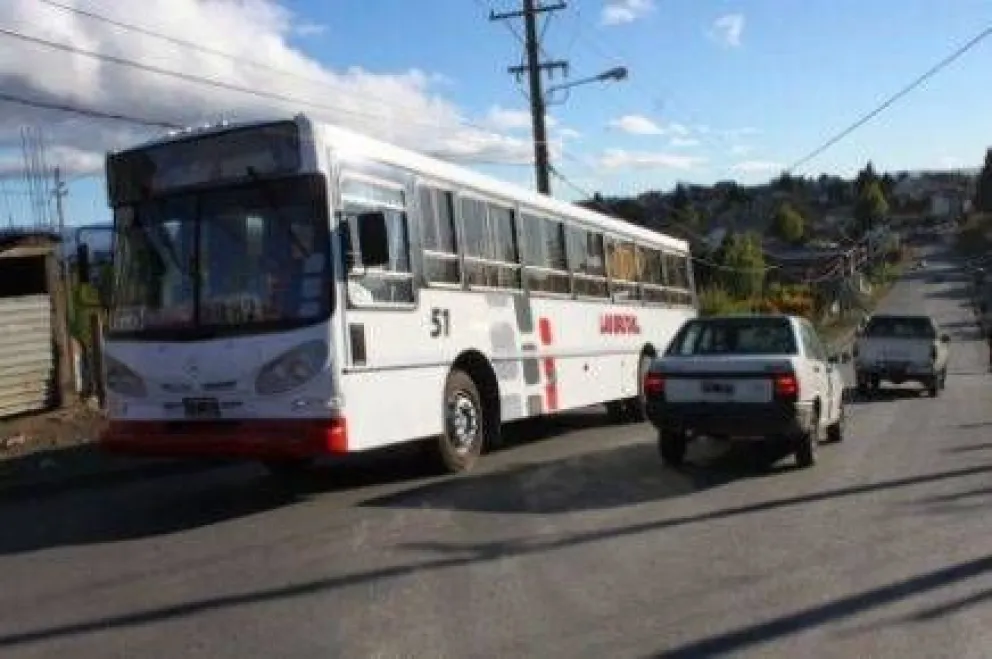 Solicitan que se llame a licitación del transporte urbano