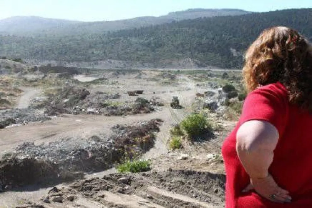 Municipio removerá residuos urbanos de la cantera forestal 