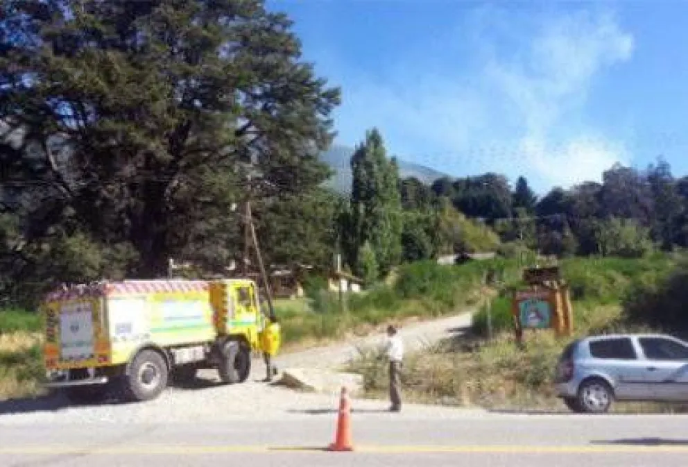 Controlaron el incendio en la zona del lago Gutiérrez
